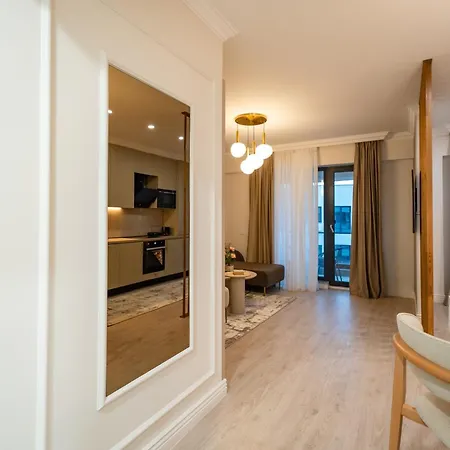 Soft Elegance By Blvd 51b7 - Modern With Refined Comfort Lägenhet *