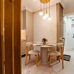 Soft Elegance By Blvd 51b7 - Free Parking