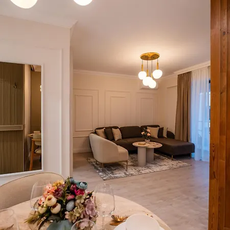 Ivory Garden Studio by Blvd 51B7 - Premium Voluntari Stay * Bukarest