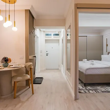 Apartment Ivory Garden Studio by Blvd 51B7 - Premium Voluntari Stay *