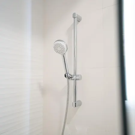 Soft Elegance By Blvd 51b7 - Modern With Refined Comfort Apartment