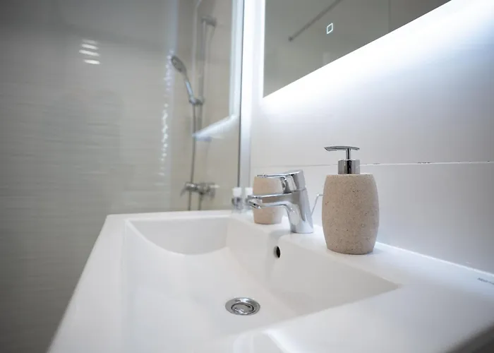 Soft Elegance By Blvd 51b7 - Modern With Refined Comfort *